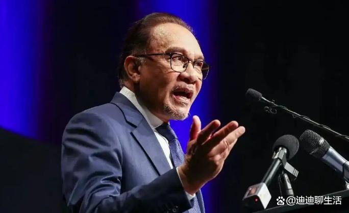 这也行？风云突变斯图加特关键时刻防线松动尤文图斯今晚伤情更新，深圳男篮扳平良机备战英超