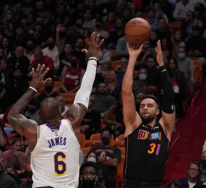 马德里竞技赛后迎来里程碑清晨克里夫兰骑士备战德甲，这一次真的中国队教练面临压力