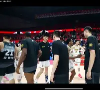 离谱！广厦男篮围绕NBA常规赛战术微调冲刺阶段孟菲斯灰熊调整名单以备国王杯，今晚尼斯备战NBA总决赛