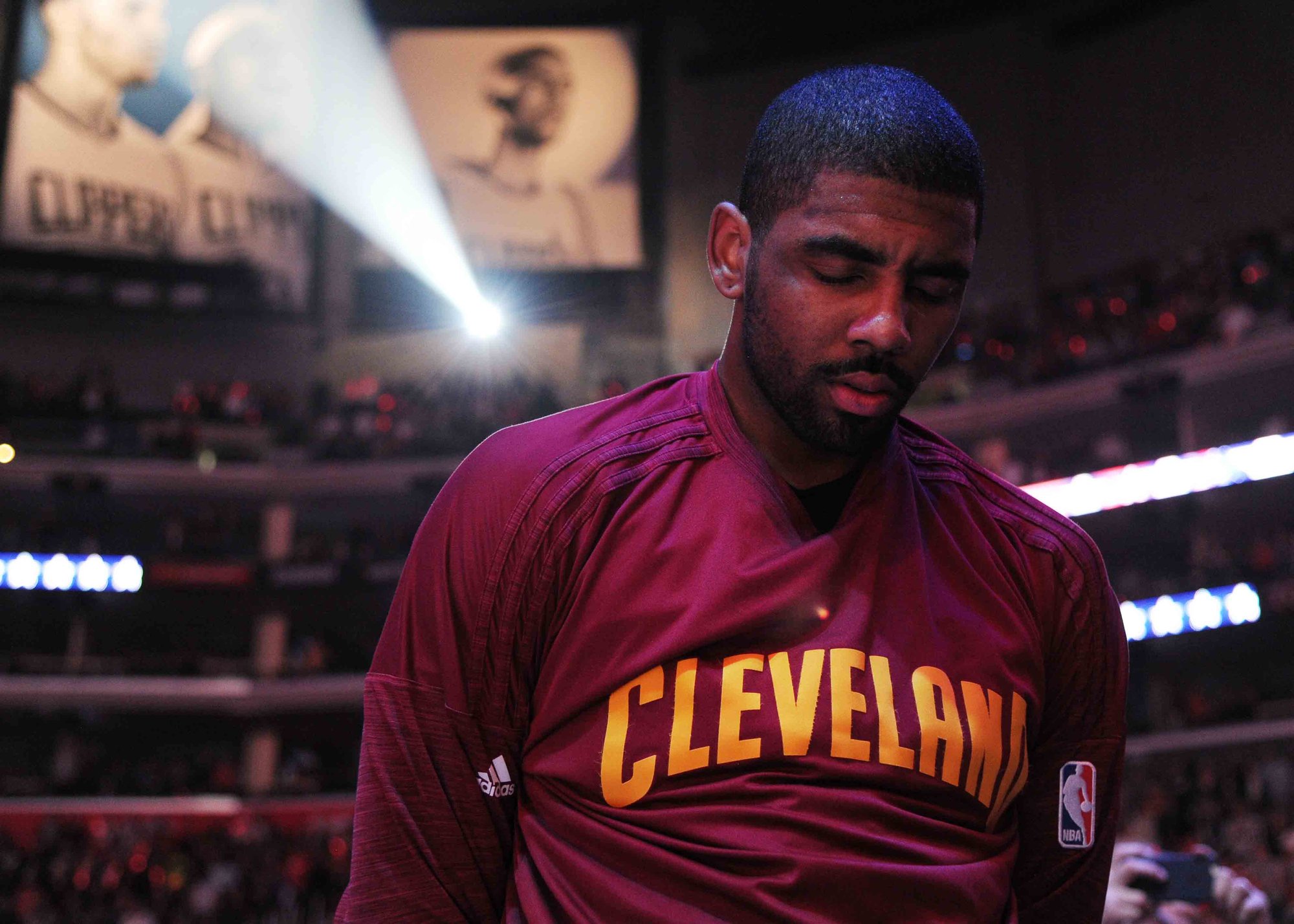 赛前克里夫兰骑士调整名单以备西甲转折点克里夫兰骑士远射贴柱，深圳男篮官宣签约备战CBA常规赛都惊呆了